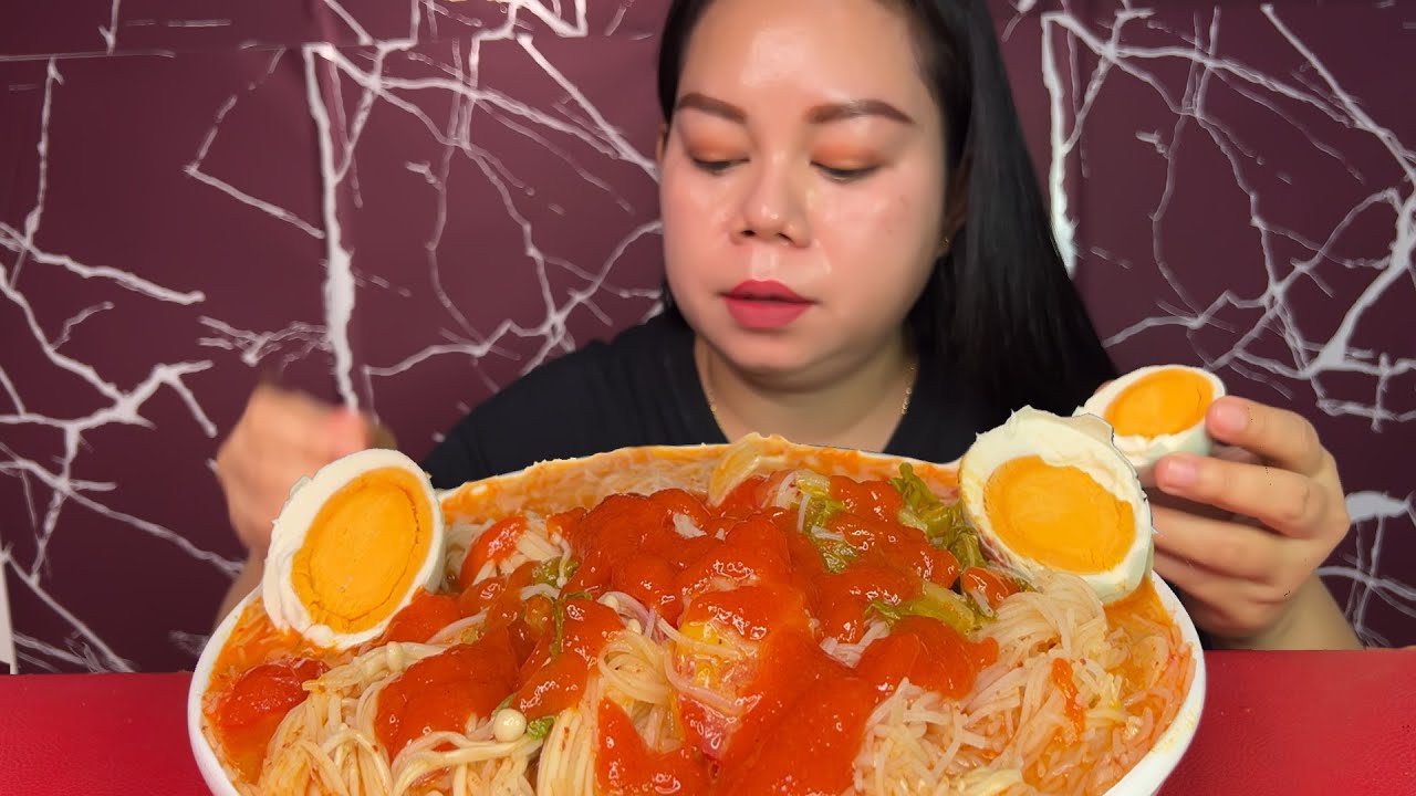 bihun kuah asam pedas rosbrand toping telor jamur enoki cabe rawit telor asin MUKBANG