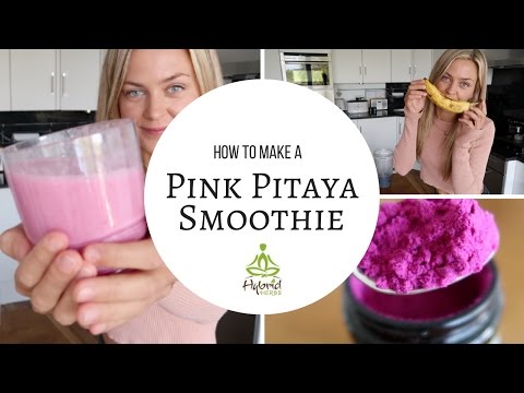 how-to-make-a-pink-pitaya-tropical-smoothie:-dragonfruit,-pineapple-+-coco-milk