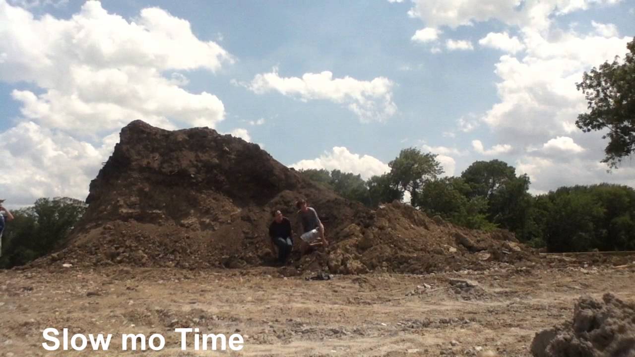 Two blokes suppass North Korea's rocket tech in a day.