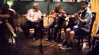 Oliver Diviney, Trad Session at the Merry Monk in Ballina