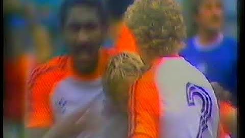 Paul Walsh hat trick ⚽️⚽️⚽️ Luton Town 3-1 Swansea City | 23rd April 1983