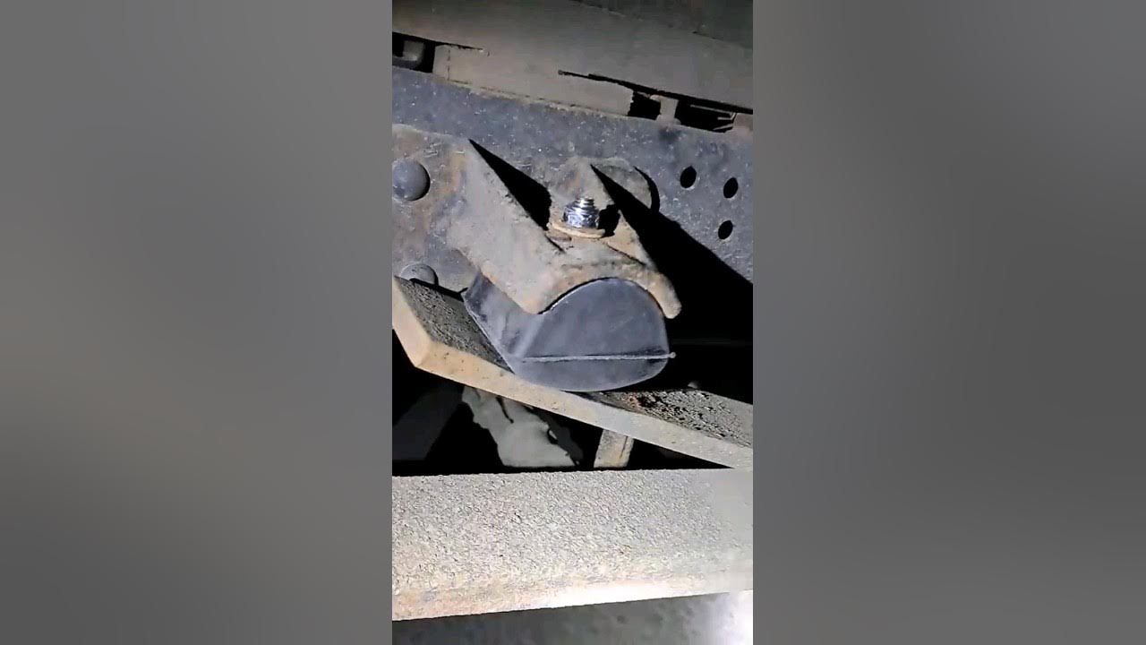 ЗАМЕНА ПОДУШКИ ПОДРЕССОРНИКА НА ГАЗЕЛИ НЕКСТ - YouTube