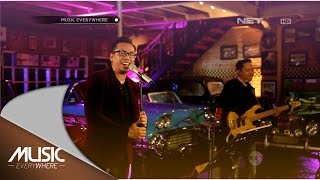 Sammy Simorangkir - Jatuh Cinta - Music Everywhere chords