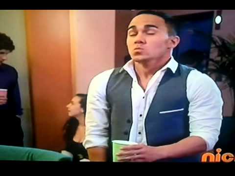 Carlos & Alexa's Invisible Kiss