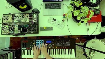 "Warble" - Tape Loops with Strymon