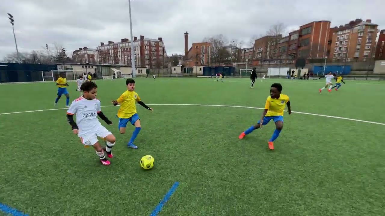 Paris FC - Ris Orangis / U11 (8-0) Première mi-temps. 18 février 2023. [Score final 10-1]