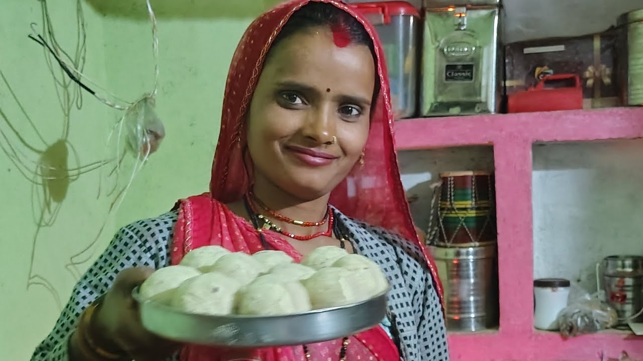 Desi block chawal ke laddu aur aate ke bane ki tarkeeb🤪🤷