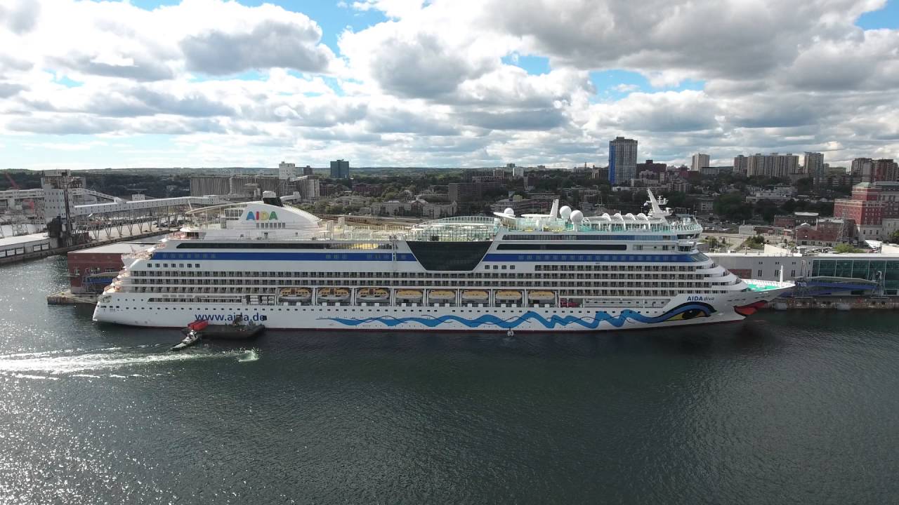 nova scotia cruise ships