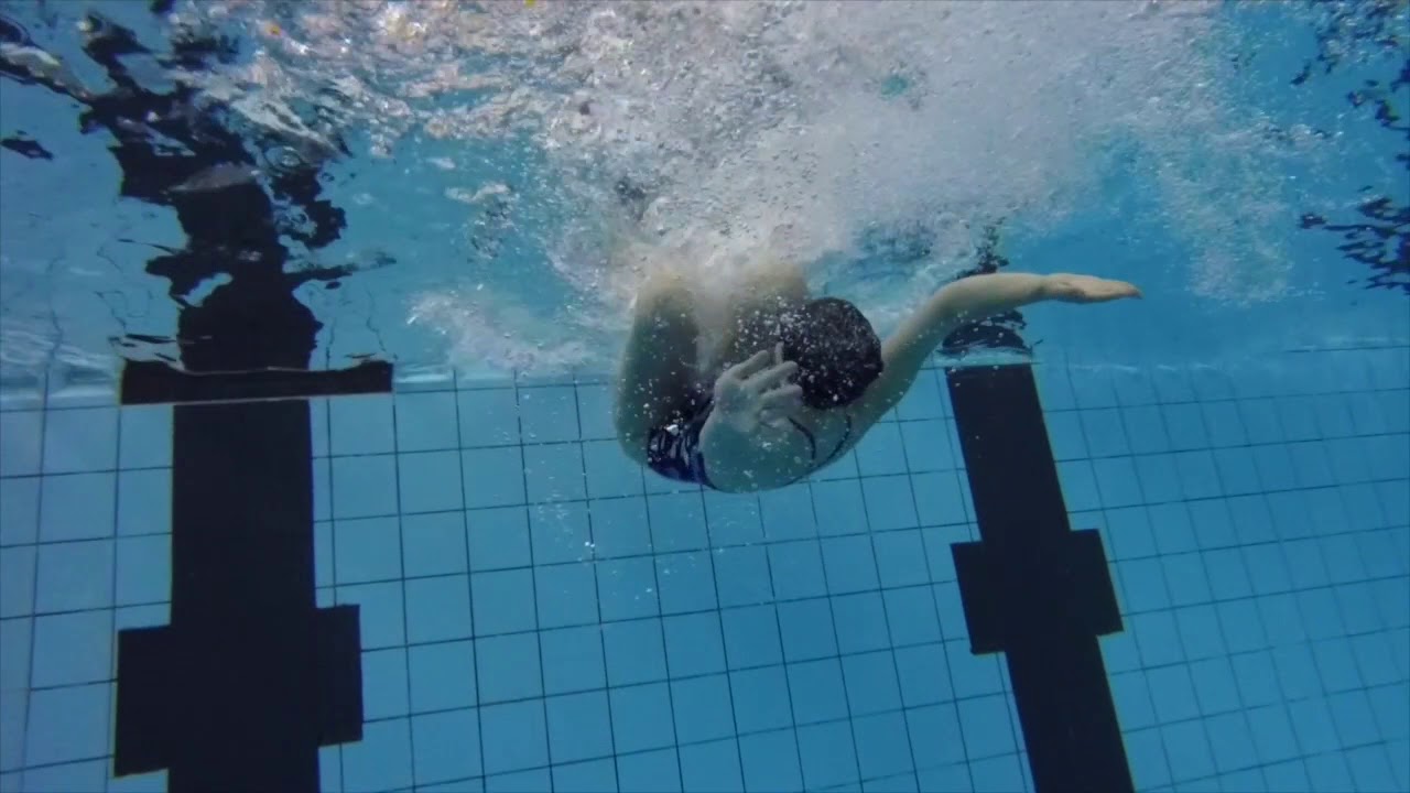 How to do a tumble turn by Jalina Van Haverbeke - YouTube