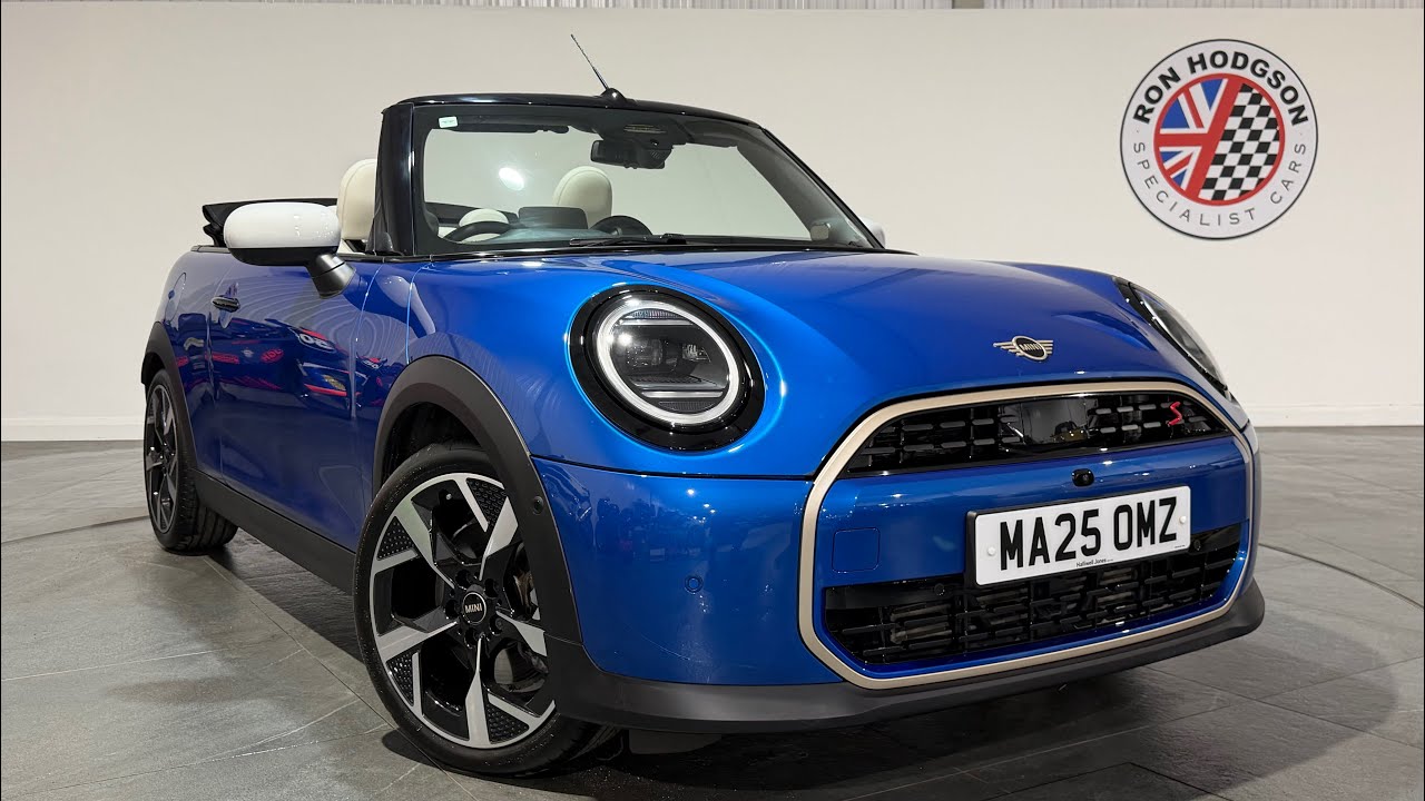 【Nin】新品未開封 MATE MINI ブルー 2025 Mini Cooper Exclusive Convertible in Icy Sunshine Blue with