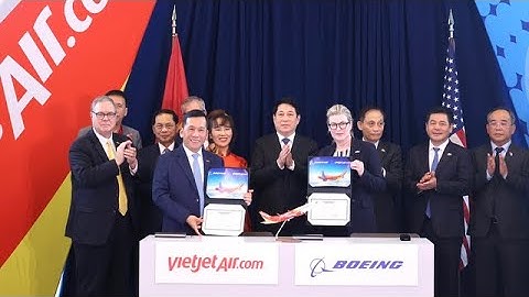 Chủ tịch nước Lương Cường chứng kiến Vietjet nhận bàn giao tàu bay Boeing 737-8