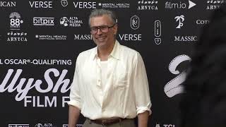 Mark Simic arriving to the HollyShorts Festival al TCL Chinese Theatre in Hollywood