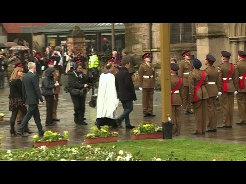 Rei Ricardo III é enterrado na Inglaterra