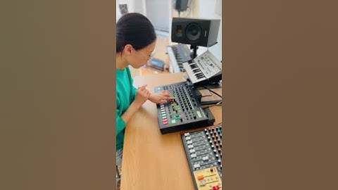 Gamma Vibes - Jamming on Roland TR-8S with v2.5 new update! ⁣⁣⁣ ⁣⁣⁣⁣