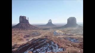 Video thumbnail of "Lonely Women - Navajo Sundowners"
