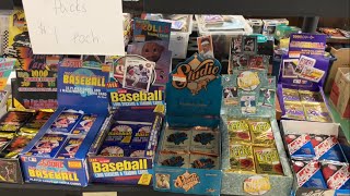 THIS FLEA MARKET HAD LOTS OF OLD SPORTS CARDS!