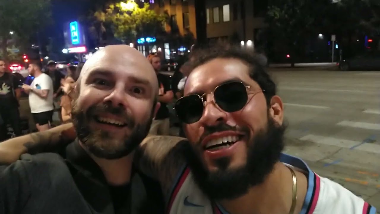 My name's Josh Grambo & I look Good 