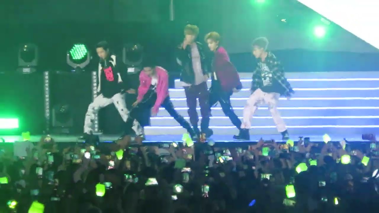 ⚠️ [FANCAM] Glitch Mode // 엔시티 드림 (NCT Dream) @ Kpop.Flex in Frankfurt (14.05.2022)