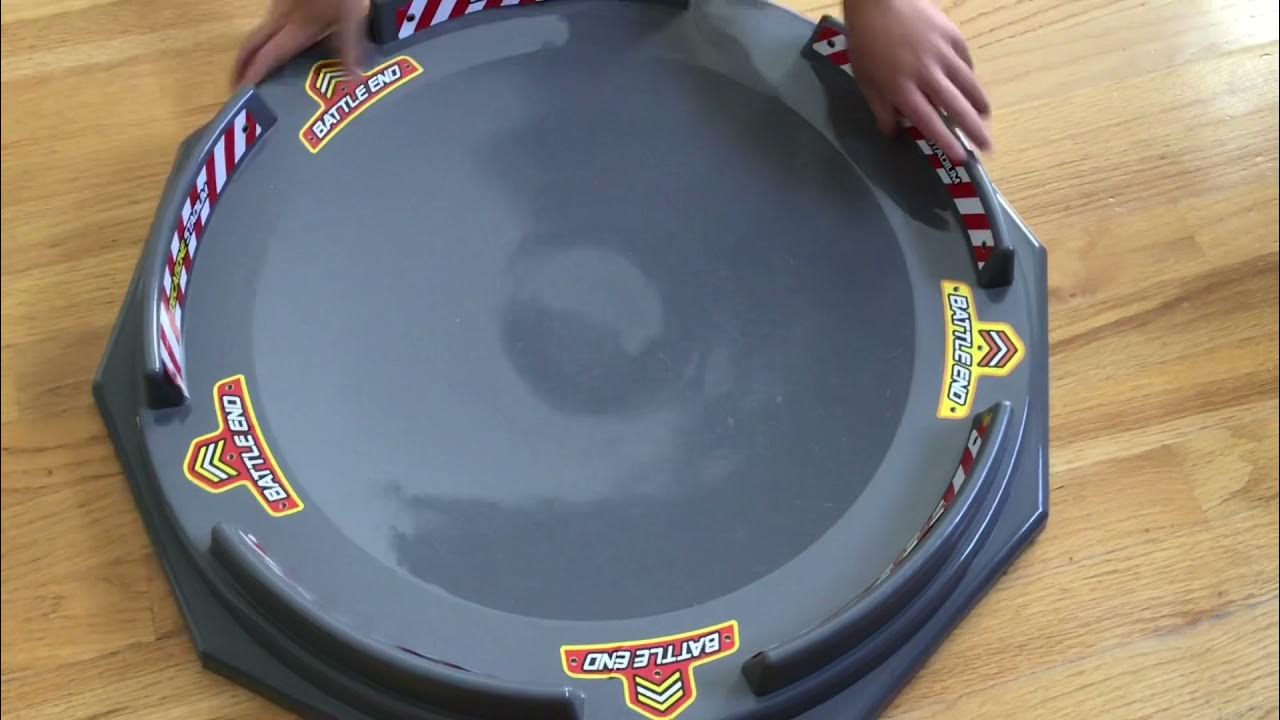 Toymeca Beyblade Stadium from Korea. BIGGEST STADIUM EVER?! YouTube