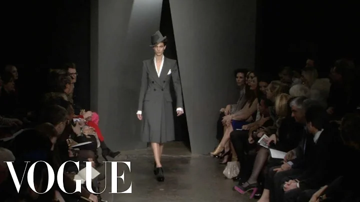Donna Karan Ready to Wear Fall 2012 Vogue Fashion Week Runway Show