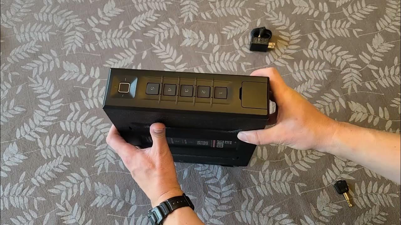 Vaultek Slider SR20i battery, programming, mounting plate removal YouTube