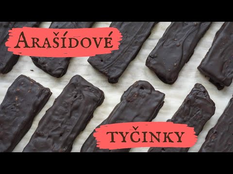 Video: Čokoládové Tyčinky S Jemnou Náplňou