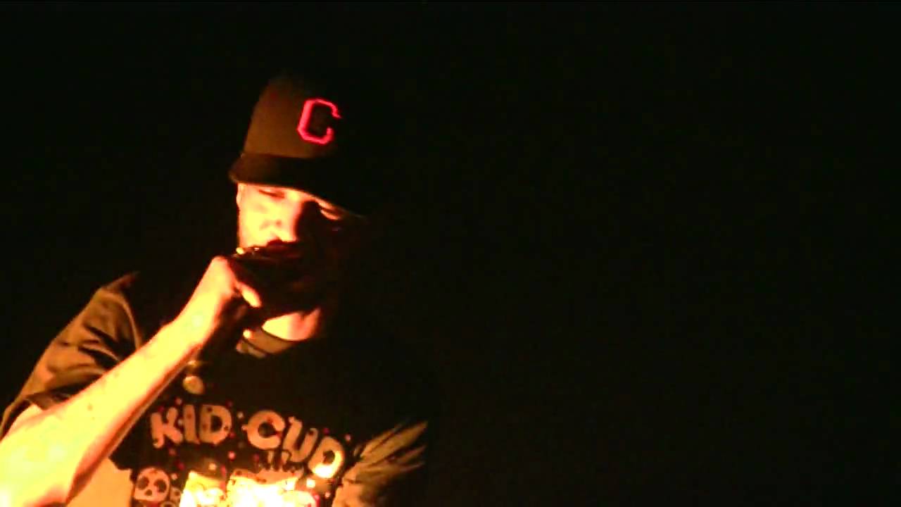 Kid Cudi - Solo Dolo (Live) in NYC