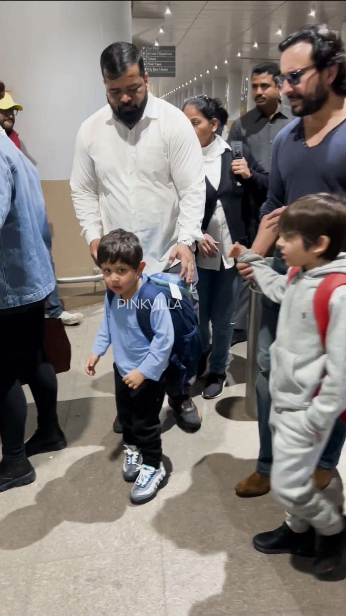 Jeh Ali Khan's CUTEST Moment At The Airport ? | #shorts #bollywood #baby #trending