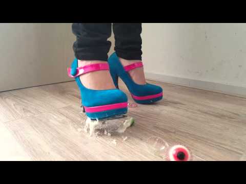 Request crushing eyeballs in high heels