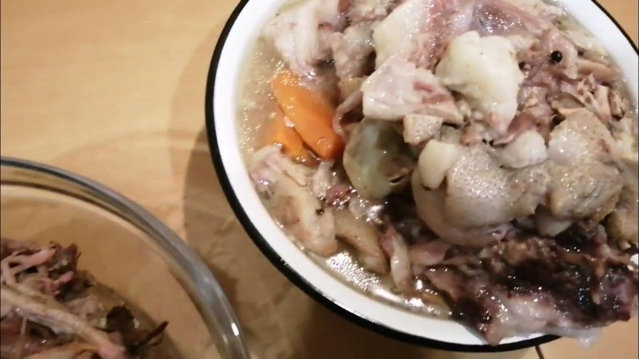 Прессованное мясо из свиной головы - YouTube