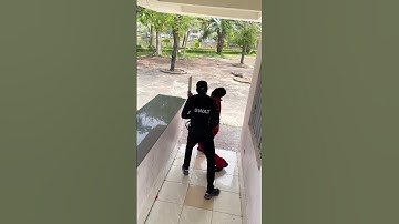 2 tên cướp liều lĩnh gặp cảnh sát  Robber meets police @LongGiang77