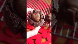 15 min recipe! Bake the easiest Red Velvet cookies for Valentine's Day this year 😘 #Shorts