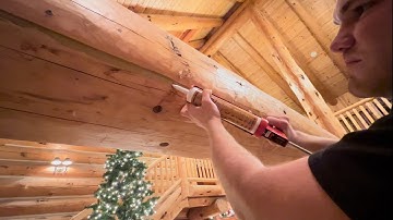 Repairing cracks in a Log Cabin