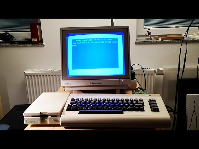 C64 booting into GeoDesk64 (GEOS MP3) from 4MB Sidekick64-NeoRAM class=