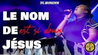 Le nom de Jésus est si doux | TFG Worship | Adorasyon ak Sr. Evodie Massena