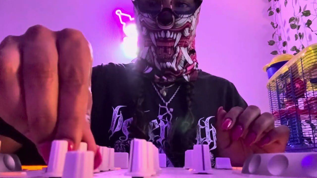 Silly lil riddim mix (140 bpm)