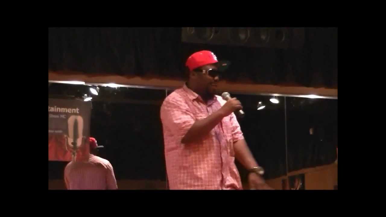 Full Clip speaking to fans and performing Mad cuz You Broke