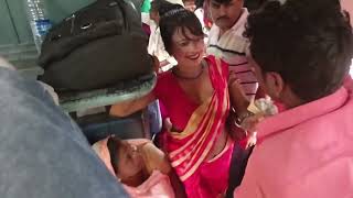 Hijras Arbitrary Behaviour In Trainfear Of Hijras Among Pengerstrain Hijadatrain Vlog