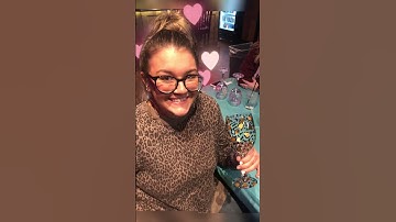 Paint and Sip in Cleveland, Ohio #wineglasspainting #paintandsip