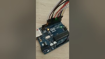 Traffic Signal Management System Using Arduino | 4-way Traffic Signal 🚦 | Proteus Project