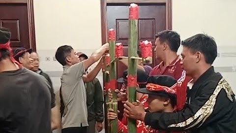 Thổi kèn làm lễ cấp sắc 3 đèn của người dân tộc dao đỏ 