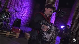 Grupo Exotico x Los De La Costa 