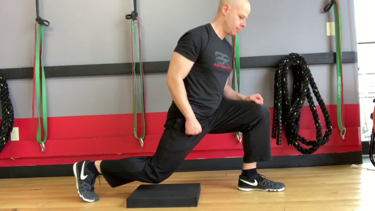 calisthenics workout program for beginners How to Do Lunges Without Knee Pain