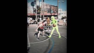 Alien In Basketball ☠️ #basketball #foryou #sports