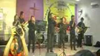 Video thumbnail of "Angkat Kangau Ka Nama Jesus"