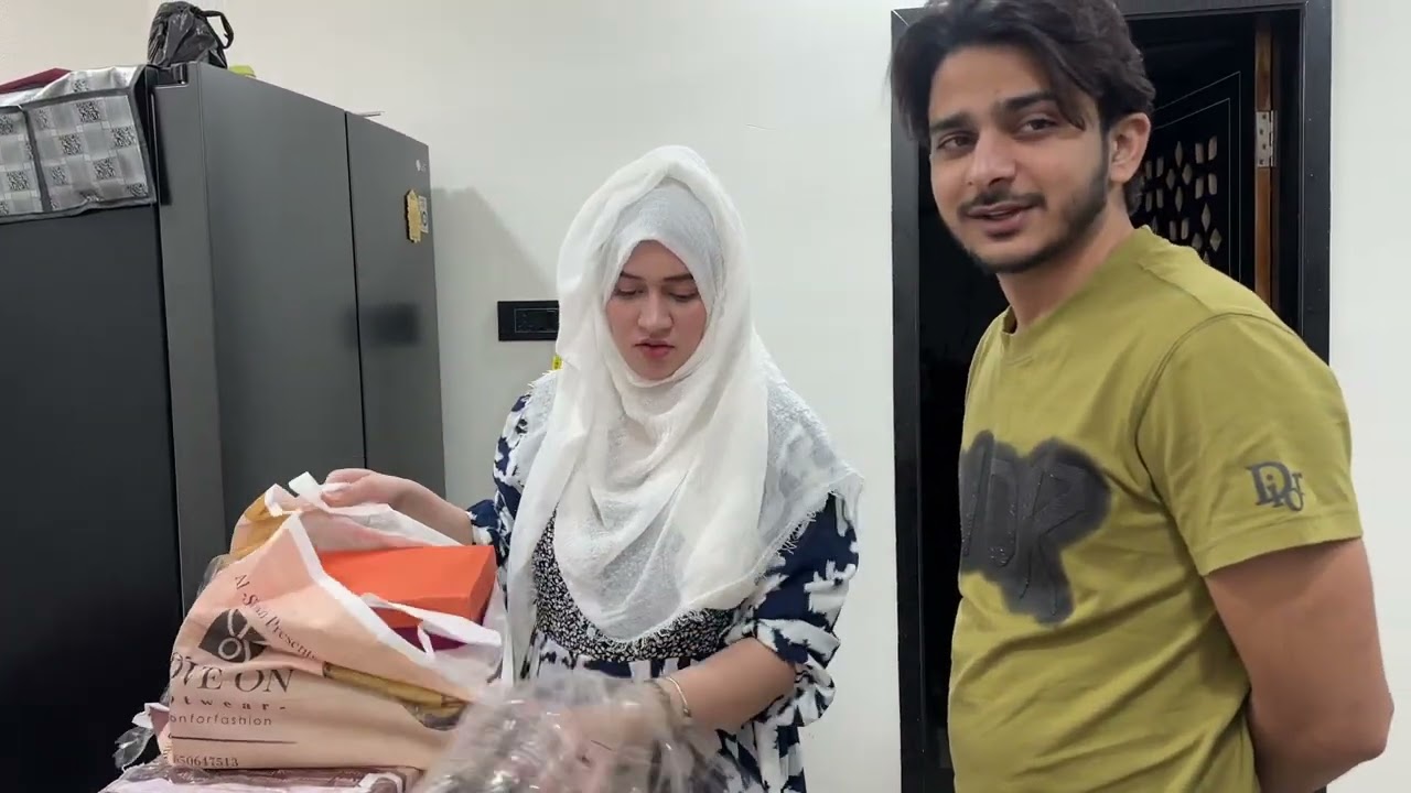 MUSKAN KO MILE ETNE SARE GIFT 🎁 / MUSKANMALIK REHMANMALIK