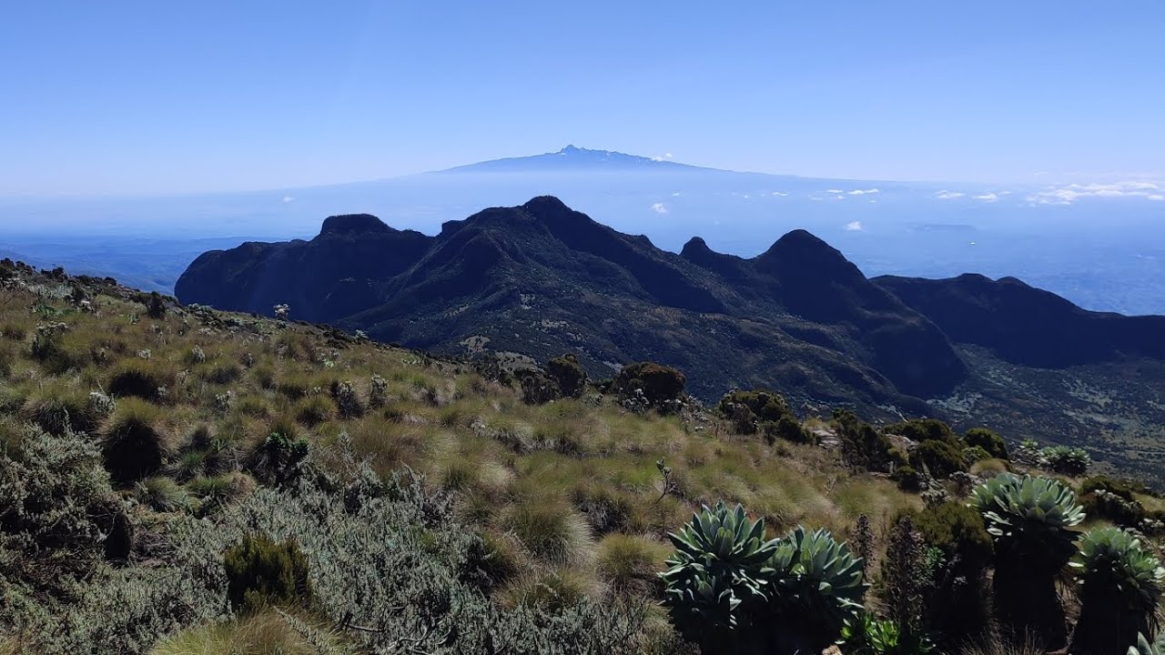 THE TWELVE APOSTLES PEAK | Aberdare Range - YouTube
