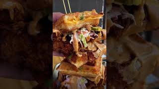 Chicken ?? food جوع_اخر_الليل اكلات جوع chicken sandwich realfood explore like trending