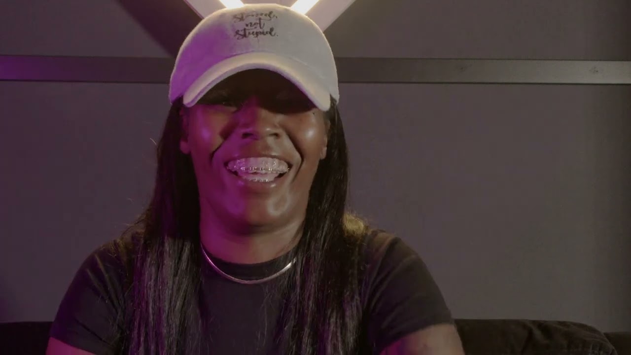 AlleyB - up close and personal 