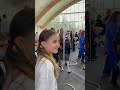 Алла Пугачева, Максим Галкин, Гарри, Лиза и Клавдия на линейке в школе 1 09 21